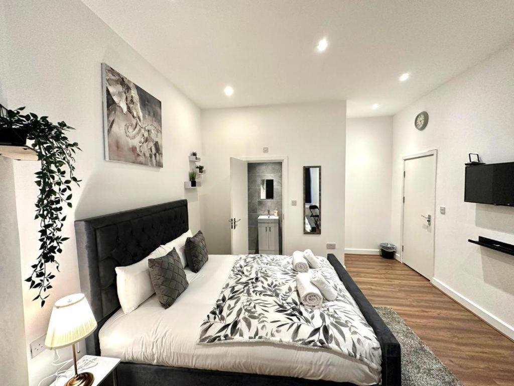 Hounslow Suites - Tw3 Bagian luar foto