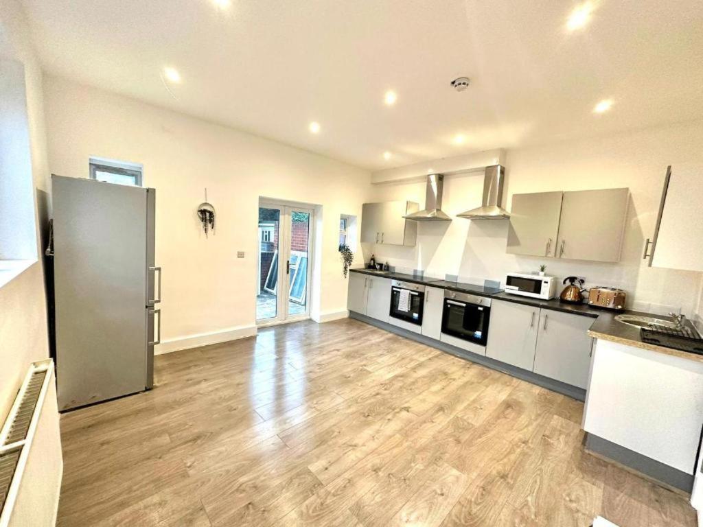 Hounslow Suites - Tw3 Bagian luar foto